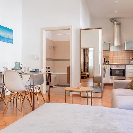 Copper House Altstadt Apartment